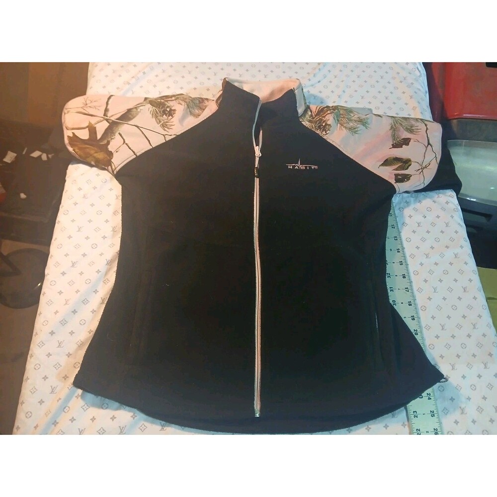 Habit pink and black with camo motif zipper womens jacket size S Small